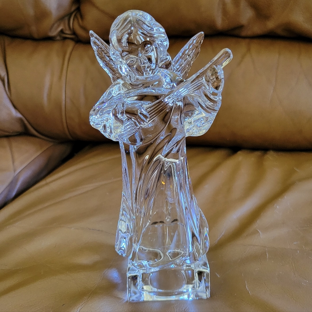 (Like New) Mikasa Solid Crystal Angel Mandolin Statue Figurine
